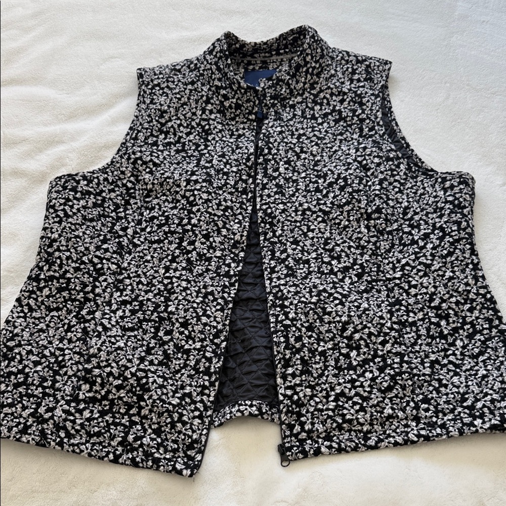 Basic Editions Black & White Quilted Floral Vest